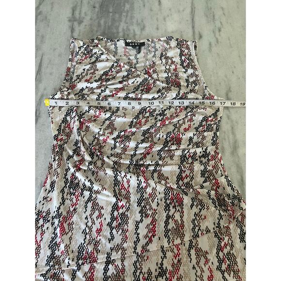DKNY Print Stretch Knit Surplice Top Blouse Sleeveless Ruching Woman Size Medium - Picture 5 of 9
